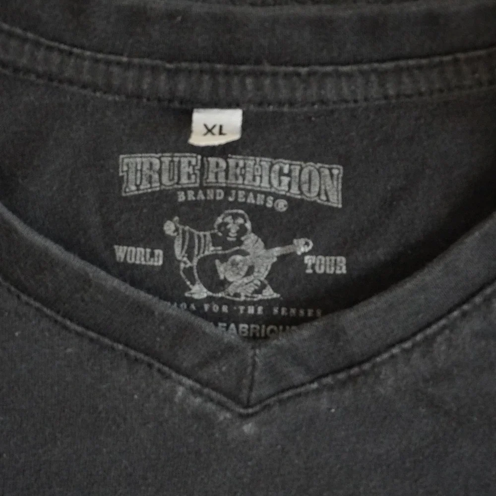 True Religion Mens V-Neck Graphic T-Shirt XL Black Eagle Dry Goods Supplies Tee